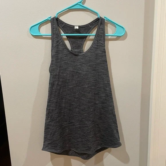 Lululemon Essential Tank - Heathered Black - Picture 2 of 5